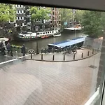 Bridge 3* 암스테르담